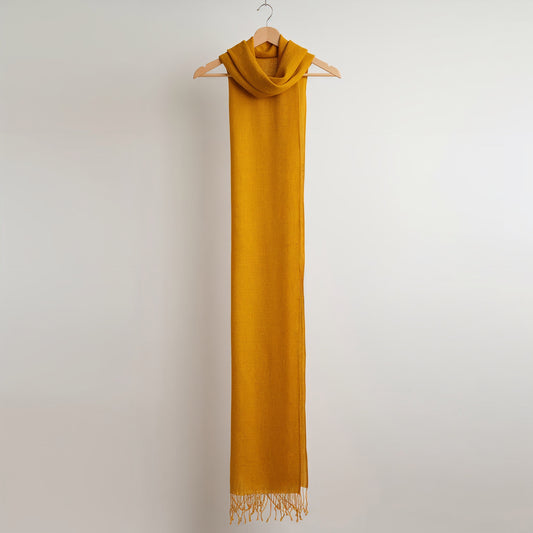 Timeless Silk – Gelber Eri Seidenschal 🧵🌿