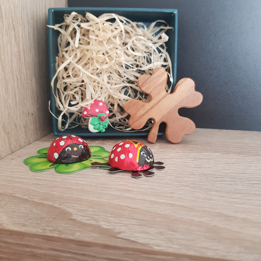 Kleeblatt als Glücksbringer aus Olivenholz – Handgeschnitzt aus Bethlehem