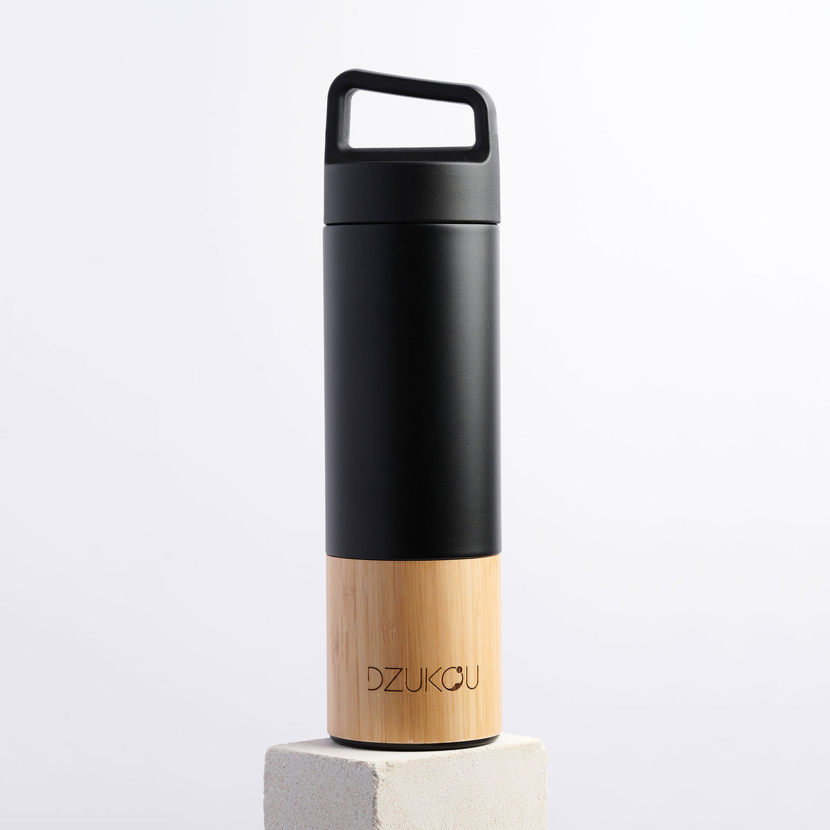 Saint Elias – Bambus & Edelstahl Thermosflasche 530 ml 🌿🥤